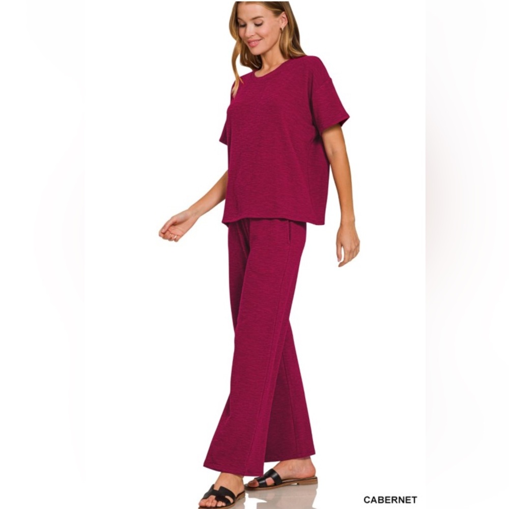 Zenana Outfitters Cabernet Wide Leg Pants & Top preloved - Picture 5 of 5